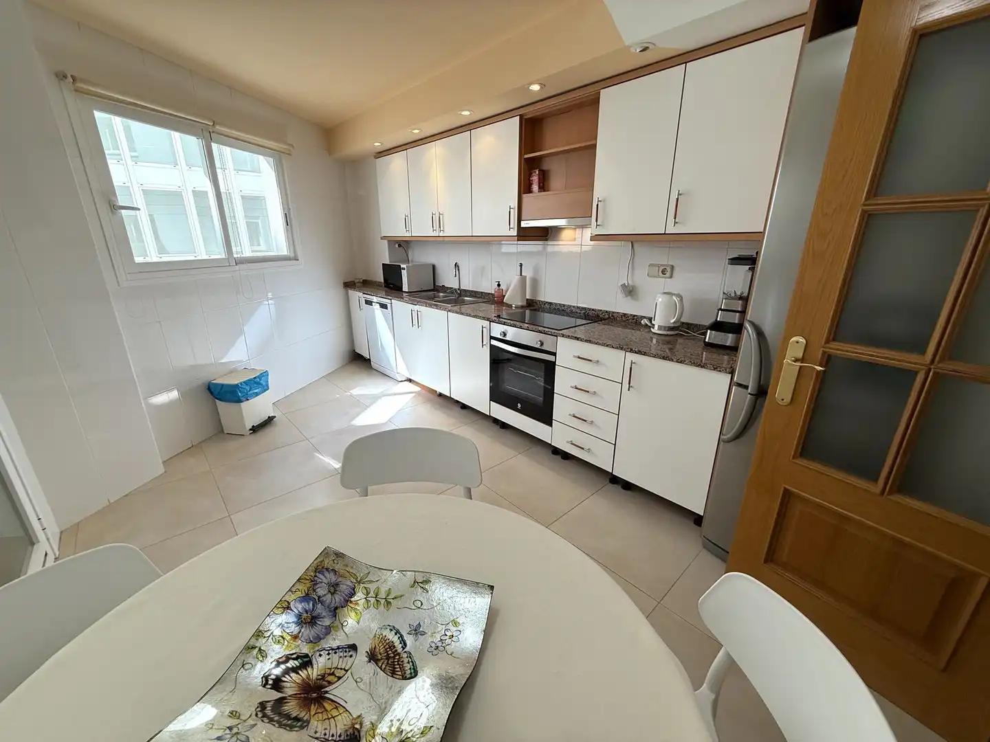 Cuina de Apartament en venda en Eivissa amb Aire condicionat, Calefacció i Jardí privat