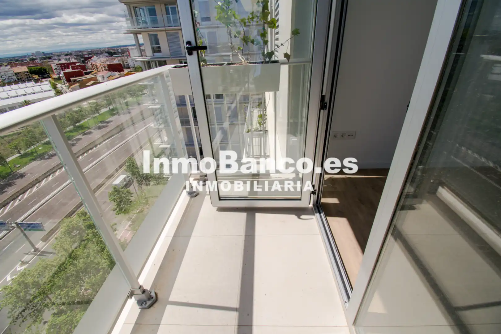 Balcony of Flat for rent in Valencia  with Air Conditioner, Heating and Storage room