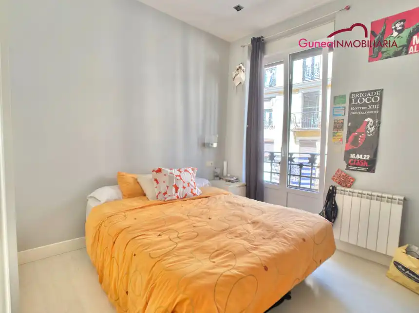 Schlafzimmer von Wohnung zum Verkauf in Donostia - San Sebastián 