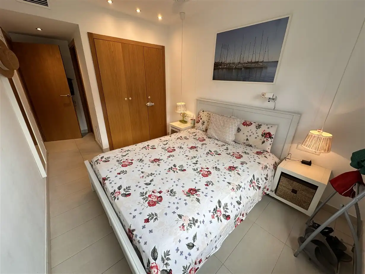Apartamento de alquiler en Carrer Mestral, Port - Horta de Santa María