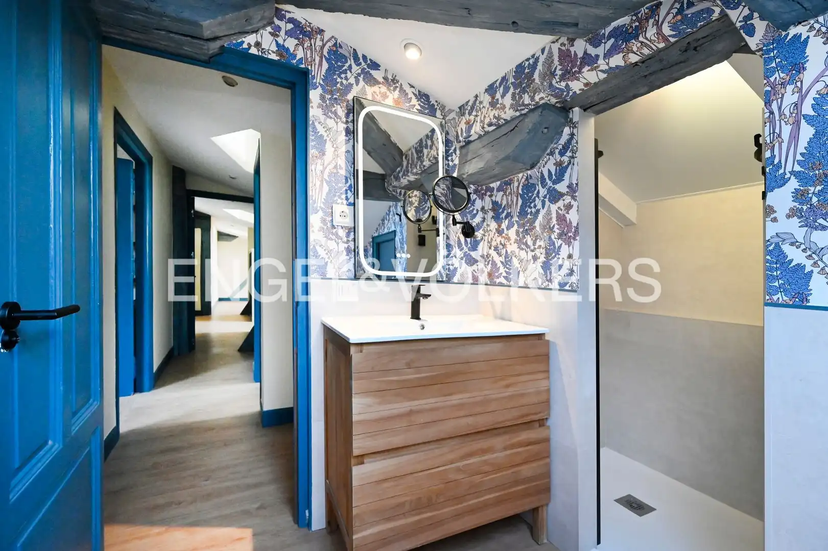 Badezimmer von Wohnung zur Miete in Santander mit Heizung
