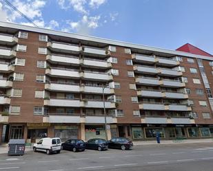 Vista exterior de Pis en venda en Burgos Capital amb Calefacció, Parquet i Terrassa