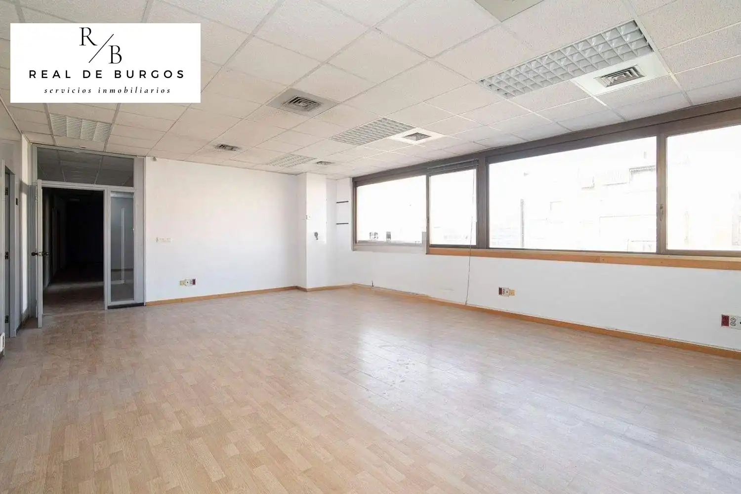 Office for rent in Valladolid  with Air Conditioner and Heating