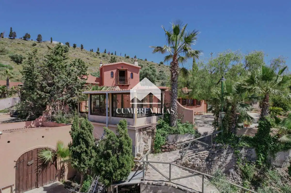 Vista exterior de Finca rústica en venta en Almuñécar con Jardín privado, Terraza y Trastero