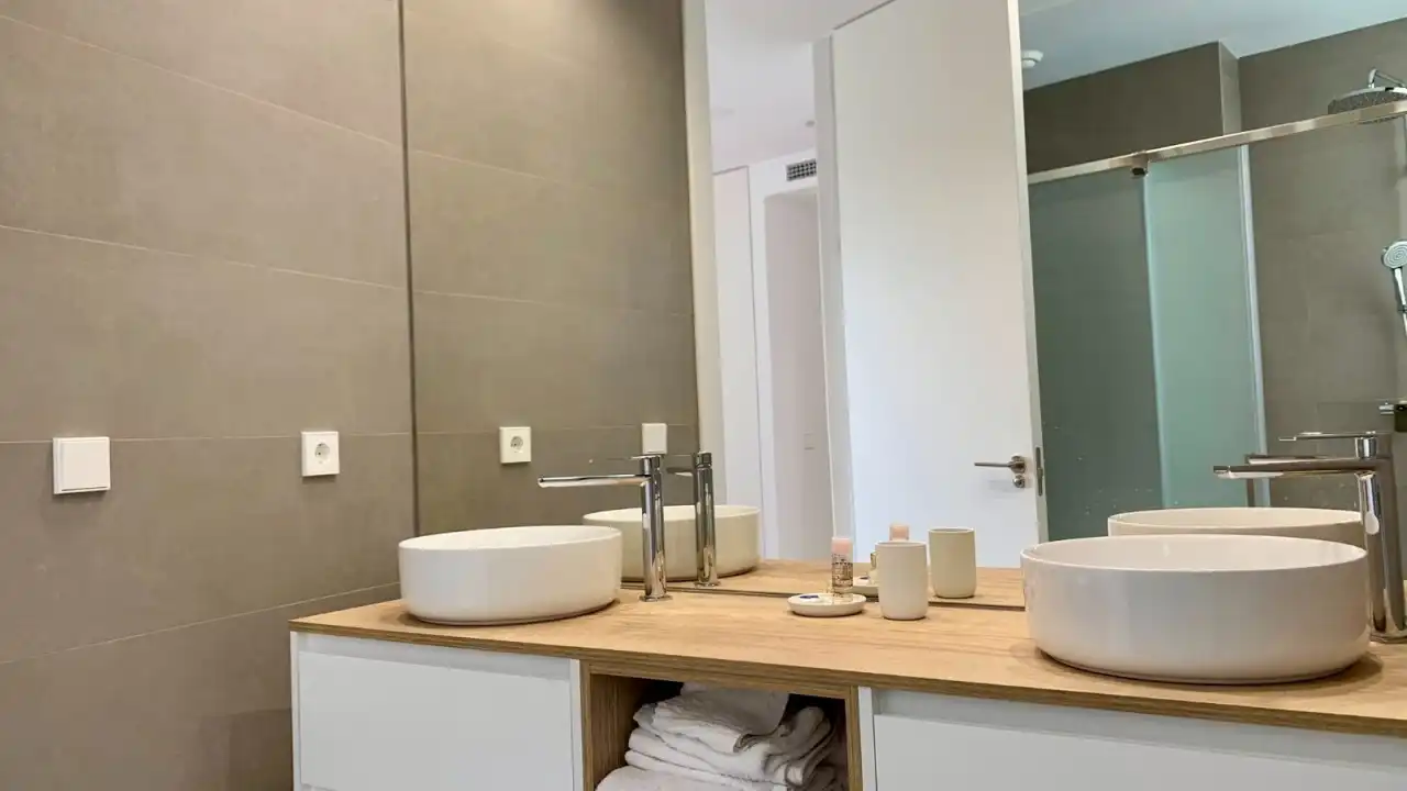 Baño de Piso en venta en Monforte del Cid con Aire acondicionado, Calefacción y Terraza