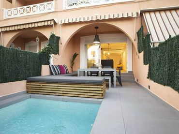 Bungalow avec piscine à vendre à Avinguda de la Armada Española 75