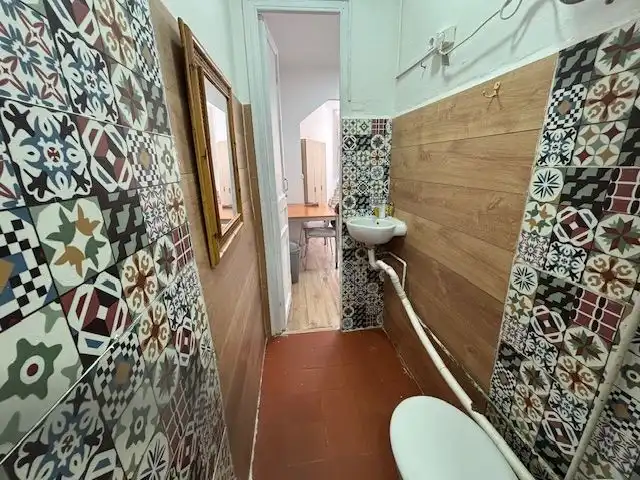 Bany de Loft de lloguer en Barcelona amb Moblat, Rentadora i Balcó
