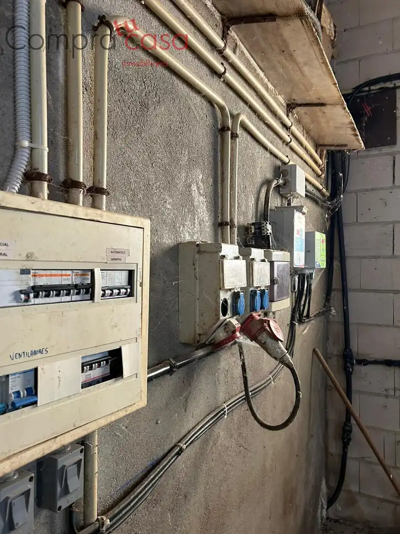 Nave industrial en venta en Escalona del Prado