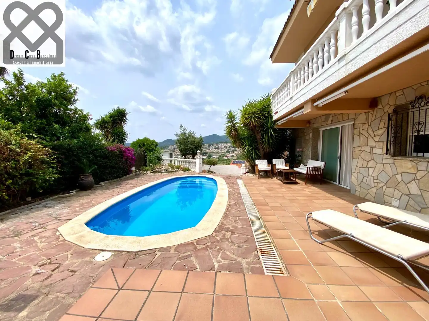 Piscina de Casa o xalet en venda en Caldes de Montbui amb Aire condicionat, Calefacció i Jardí privat