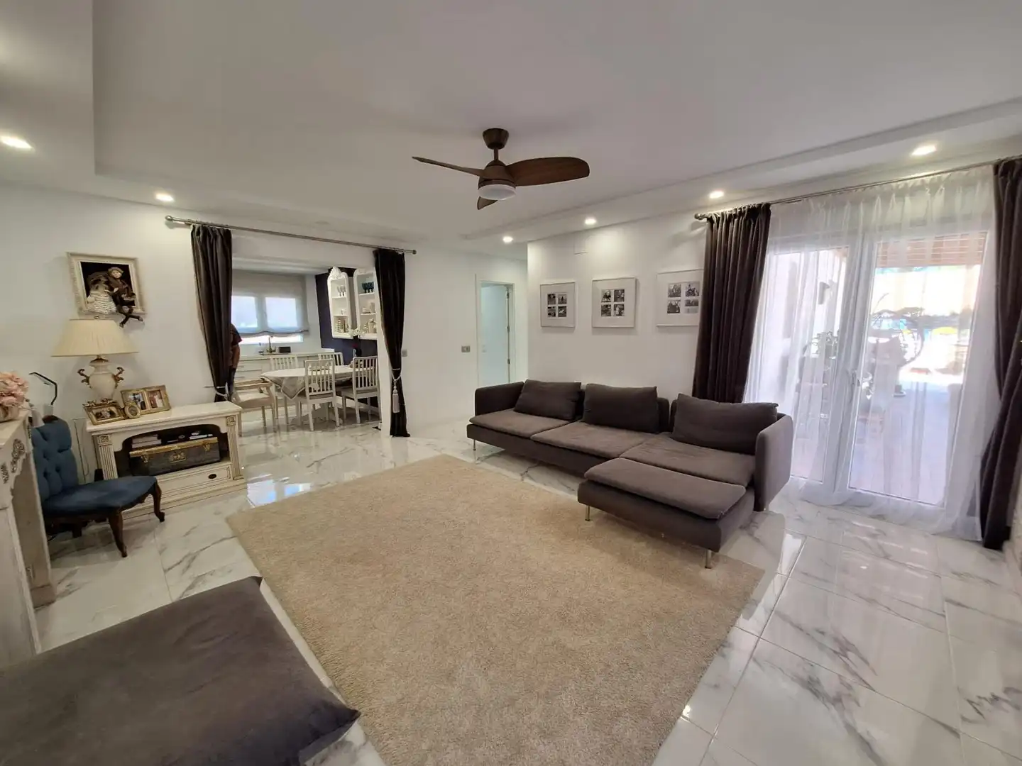 Sala d'estar de Casa o xalet en venda en Pilar de la Horadada amb Piscina