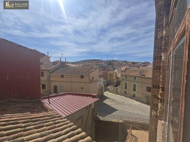Casa-chalet en Venta en Cella