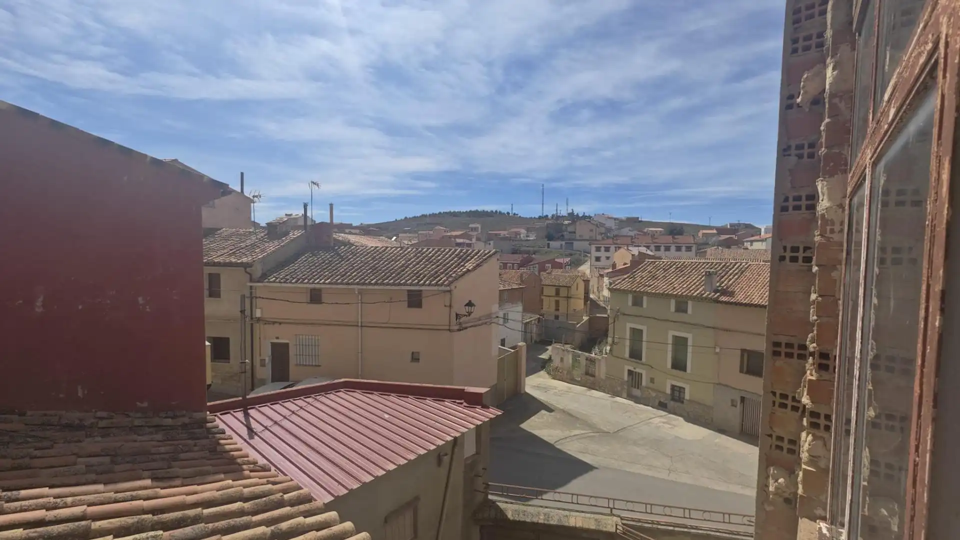 Vista exterior de Casa o xalet en venda en Cella amb Terrassa