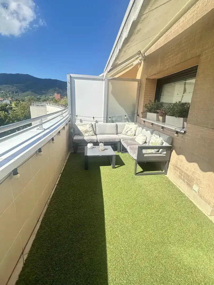 Terrassa de Pis en venda en Irun  amb Aire condicionat