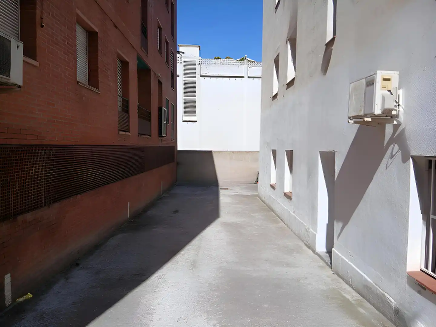 Vista exterior de Piso en venta en Vallirana con Trastero y Horno
