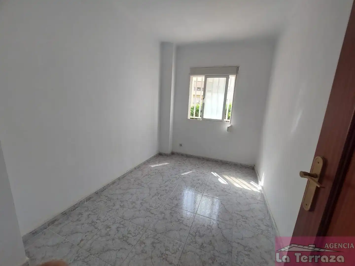 Bedroom of Flat for sale in Estepona Pueblo