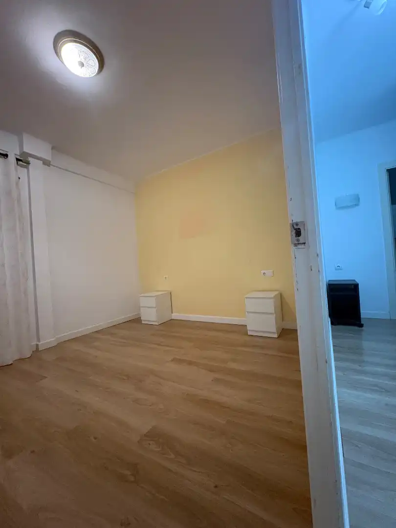 Dormitori de Pis en venda en Terrassa amb Parquet, Forn i Rentadora