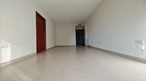 Foto 2 de Piso en venta en Calle Ayala, Don Benito, Badajoz