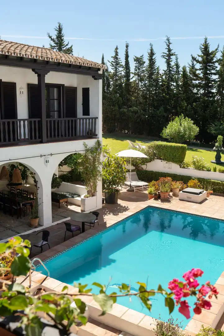 Terrasse von Country house zum Verkauf in Estepona mit Klimaanlage, Privatgarten und Terrasse