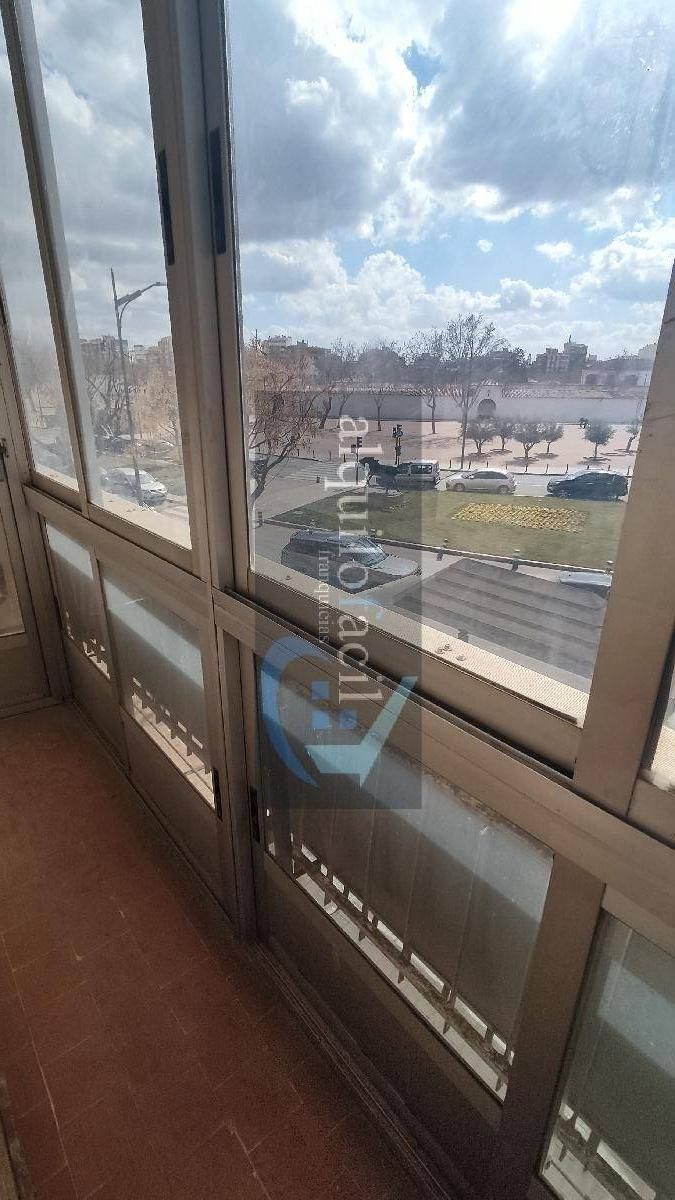 Vista exterior de Pis de lloguer en  Albacete Capital amb Aire condicionat i Balcó