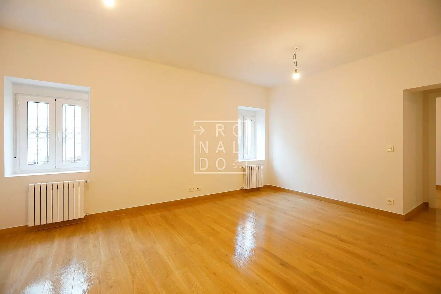 Habitación de Piso en venta en Irun  con Calefacción y Terraza