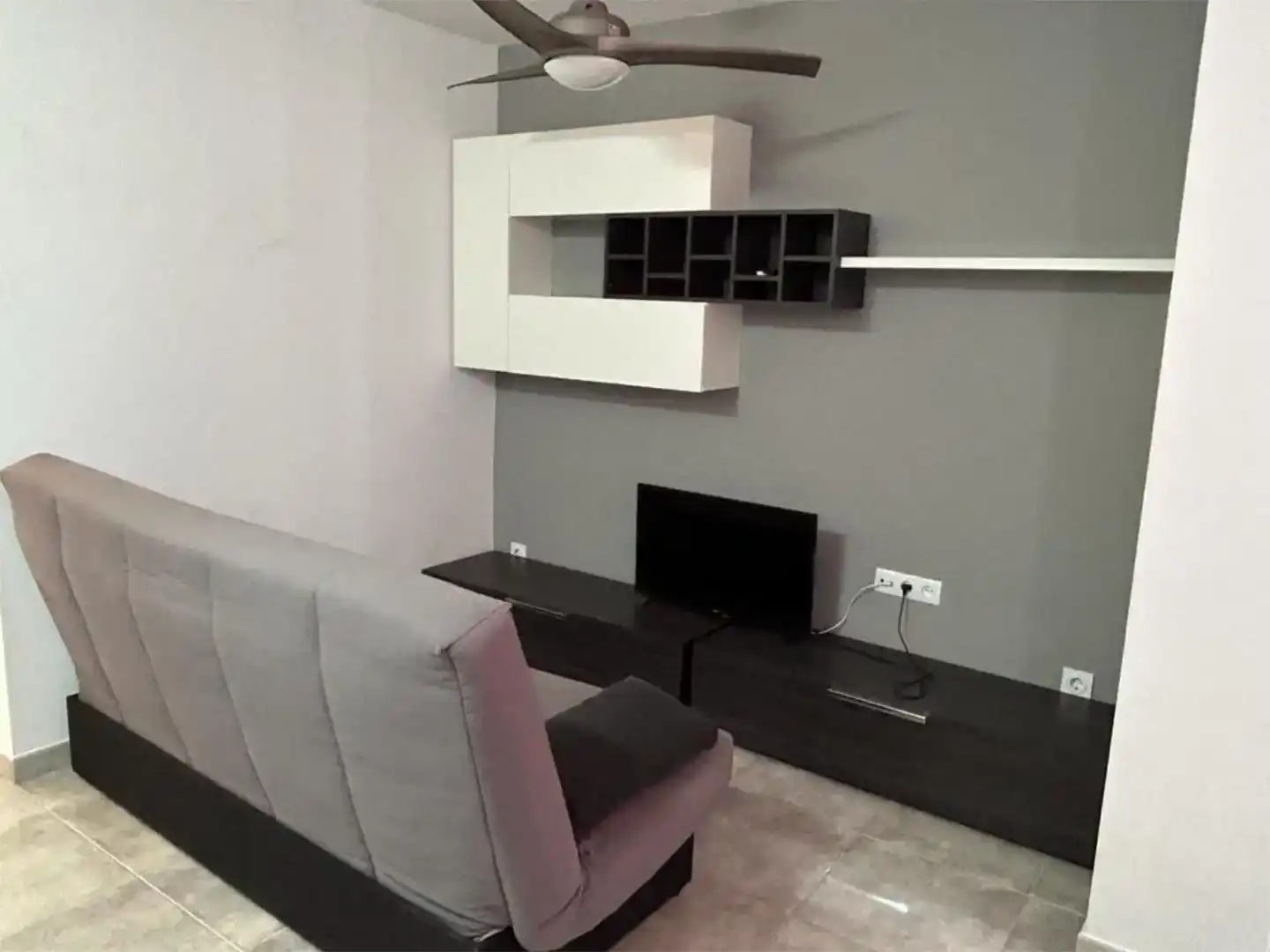 Sala d'estar de Estudi en venda en Roses amb Aire condicionat, Moblat i Forn