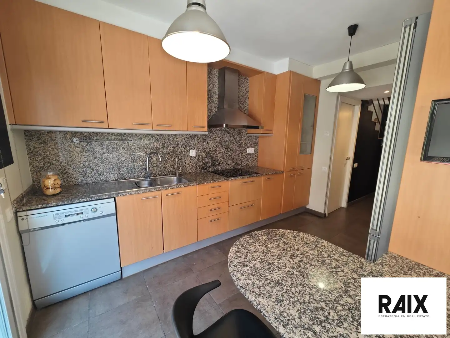 Casa adosada en venta en Carrer Garbi, Viladecavalls