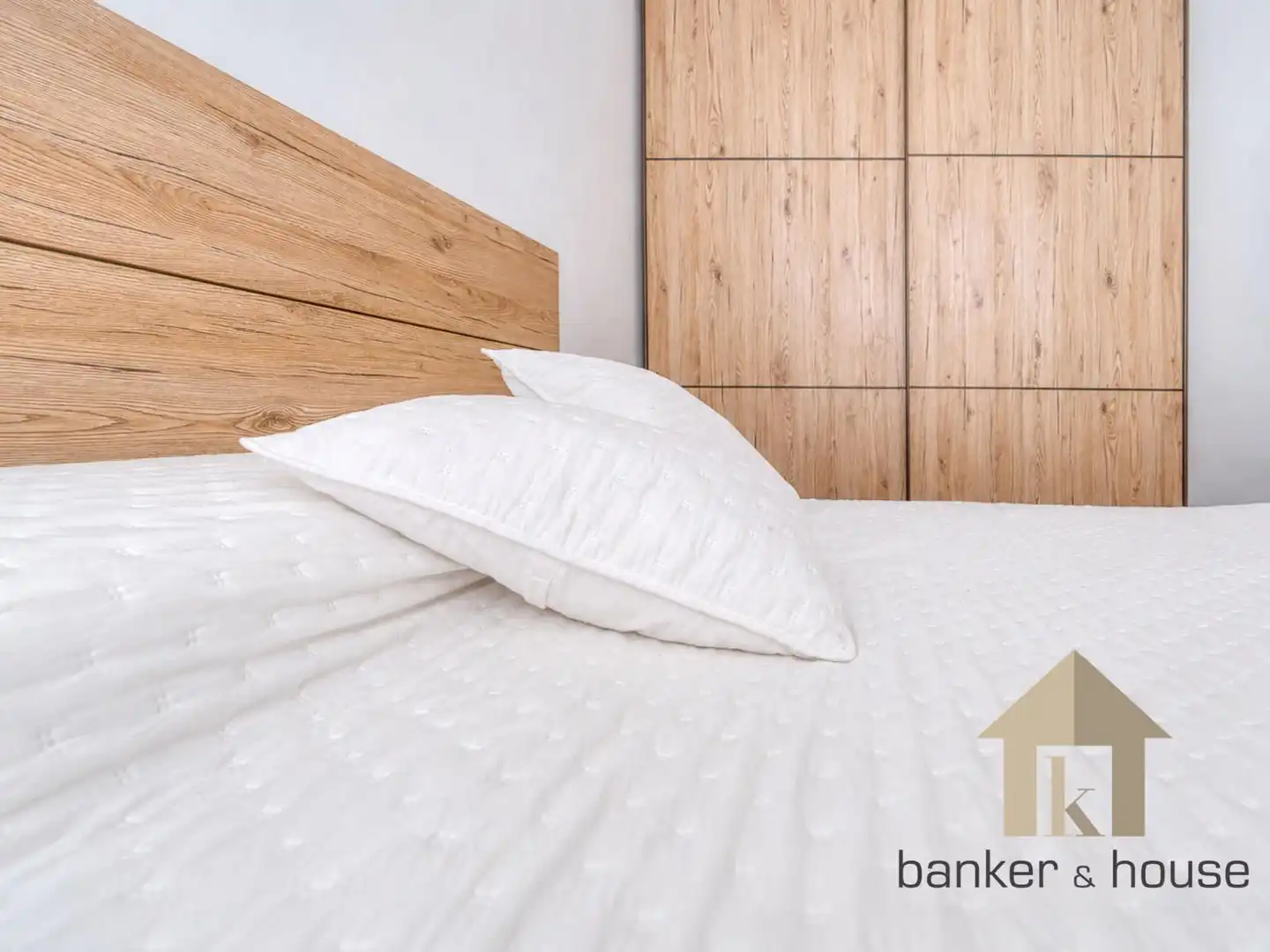 Habitación de Casa adosada en venta en Cerdanyola del Vallès con Aire acondicionado, Jardín privado y Terraza