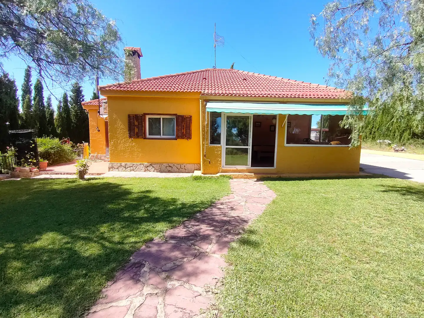 Garden of Houses for sale in Godelleta  with Air Conditioner, Private garden and Terrace