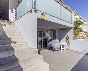 Exterior view of Single-family semi-detached for sale in El Puig de Santa Maria