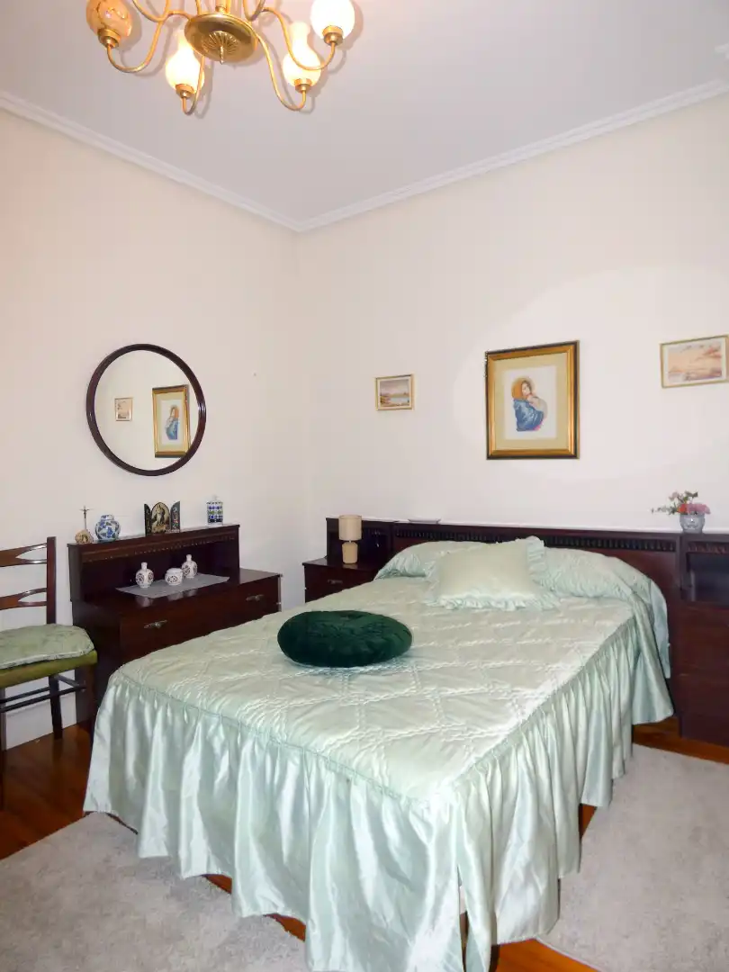 Habitación de Piso en venta en Bilbao  con Calefacción, Parquet y Terraza