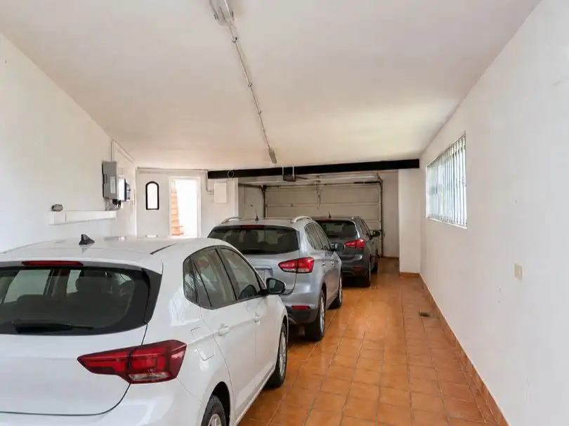 Aparcament de Casa o xalet en venda en Puerto de la Cruz amb Terrassa i Piscina