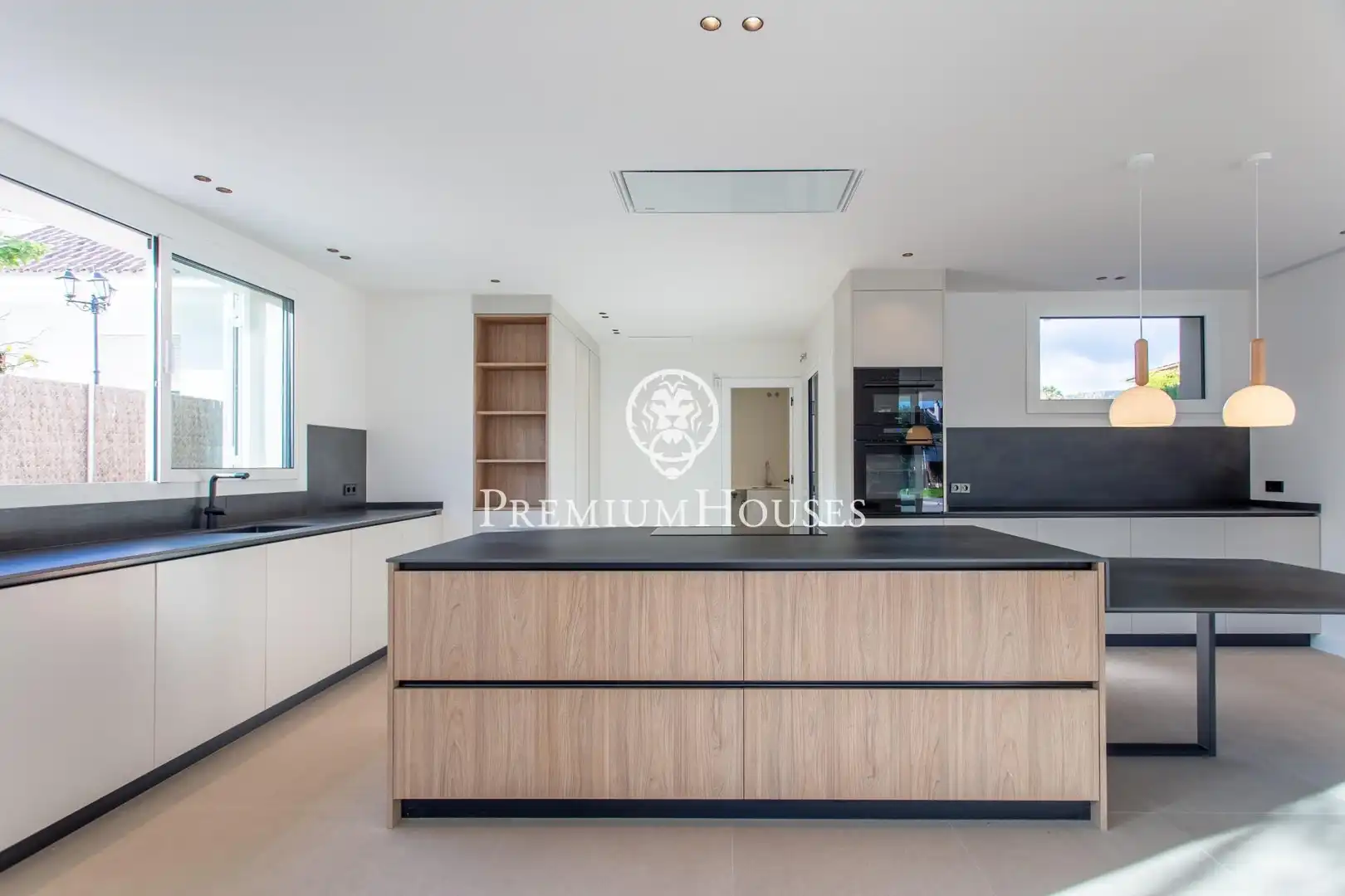 Küche von Haus oder Chalet zum Verkauf in Sant Andreu de Llavaneres mit Heizung, Privatgarten und Terrasse
