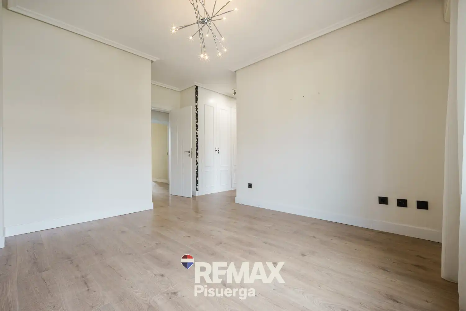 Villa mit Pool zum Verkauf in Calle José María Castilviejo 41, imagen 38