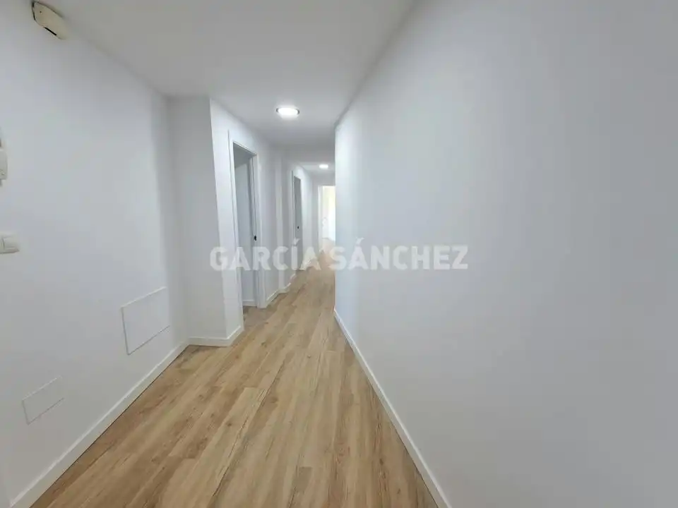 Flat for sale in Boiro, A Coruña