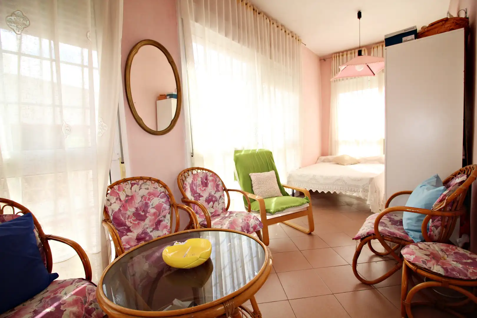 Habitación de Casa adosada en venta en Punta Umbría con Aire acondicionado, Terraza y Trastero