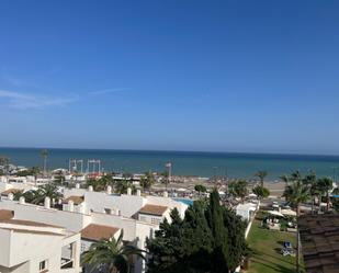 Vista exterior de Àtic en venda en Torremolinos amb Aire condicionat i Terrassa