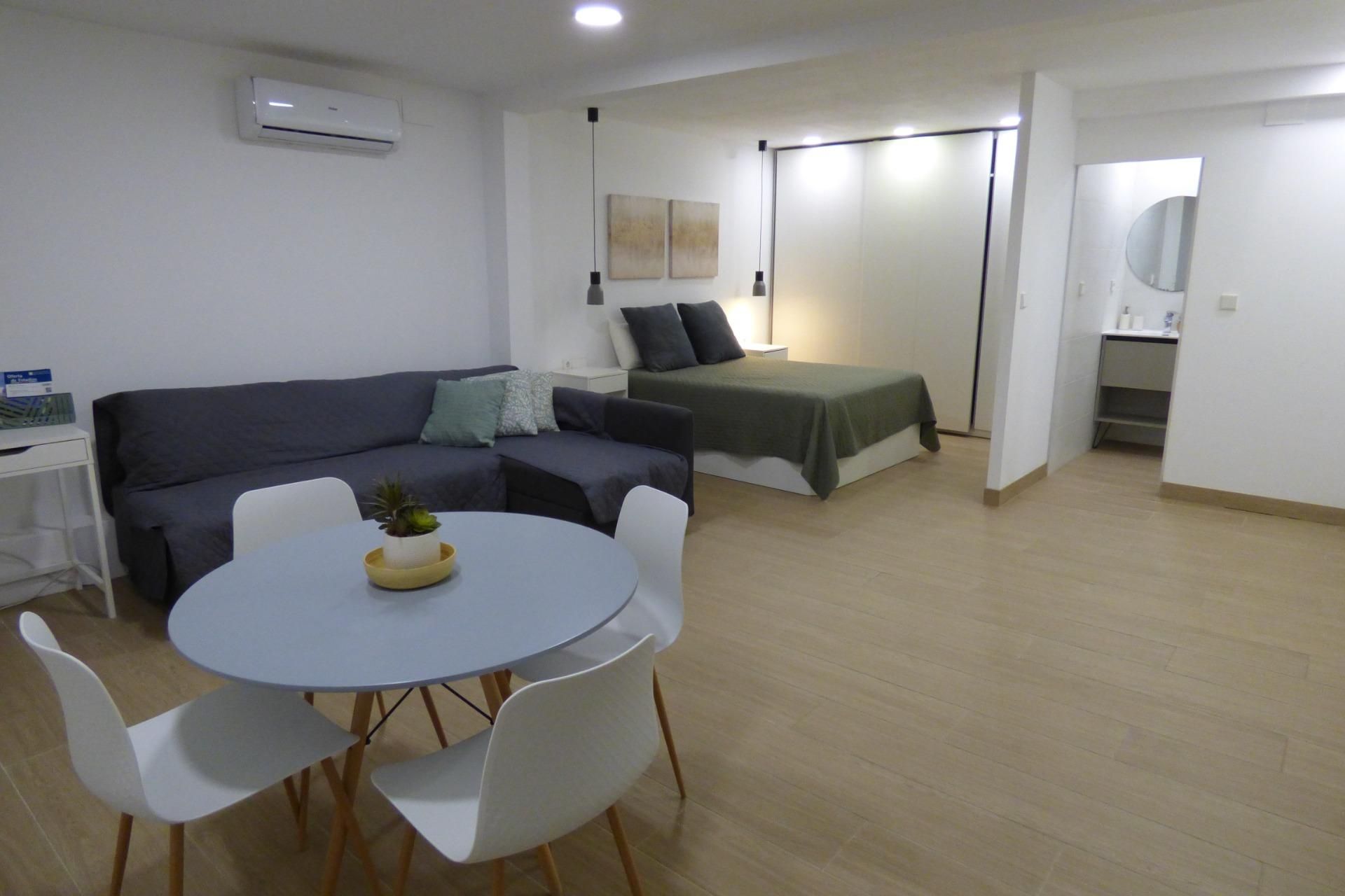 Study for sale in Alicante / Alacant  with Air Conditioner and Heating