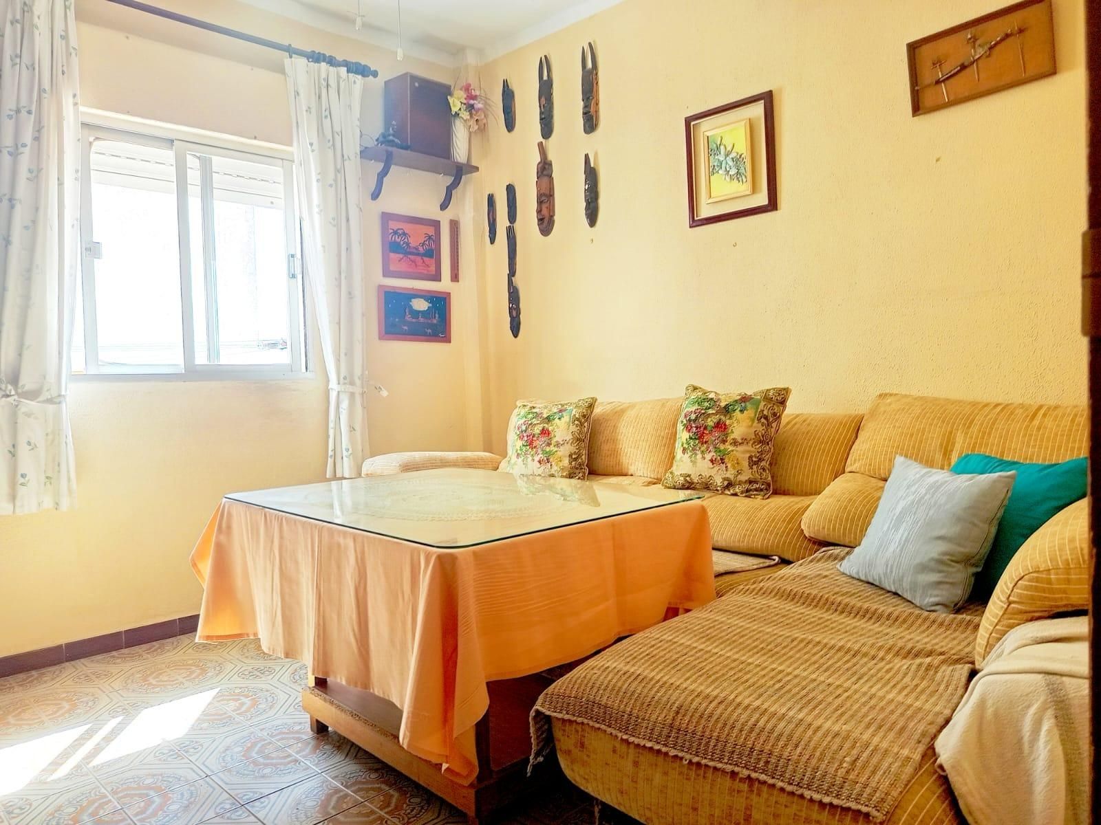 Bedroom of Flat to rent in Chiclana de la Frontera