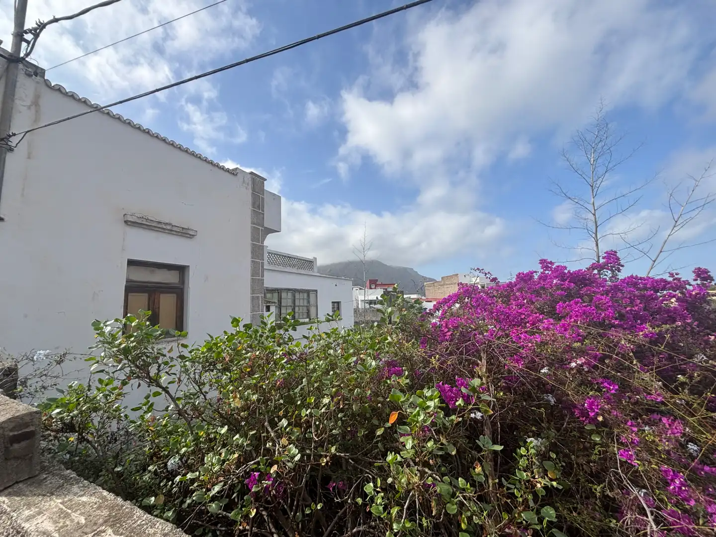 Vista exterior de Casa o xalet en venda en Buenavista del Norte amb Jardí privat i Terrassa