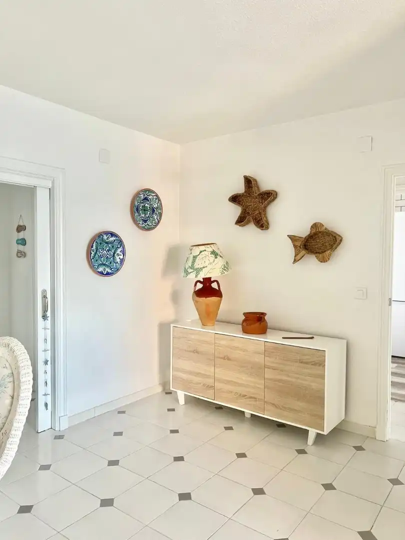 Sala d'estar de Apartament de lloguer en La Manga del Mar Menor amb Calefacció, Terrassa i Moblat
