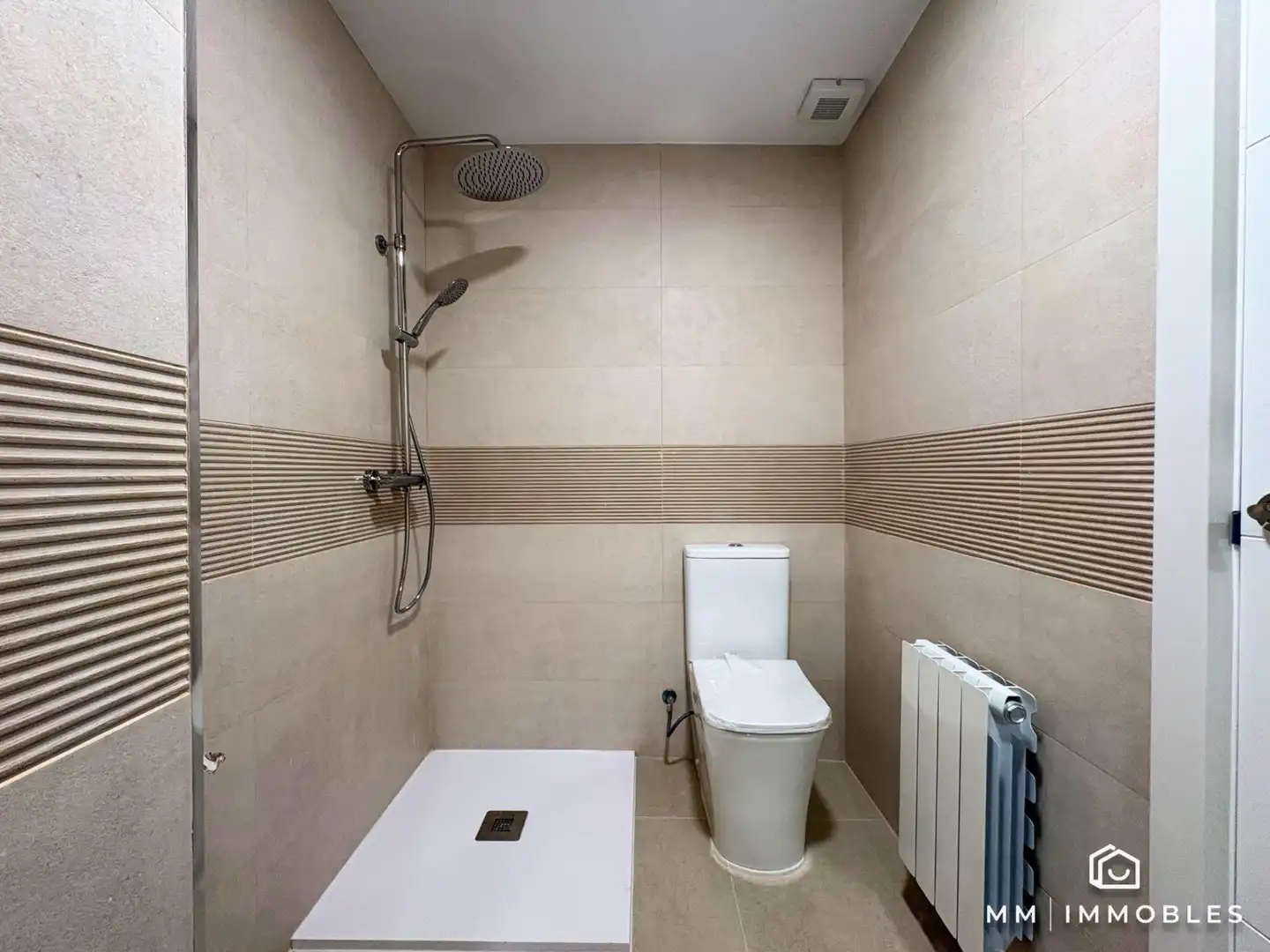 Badezimmer von Wohnung zum Verkauf in Granollers mit Heizung und Parkett