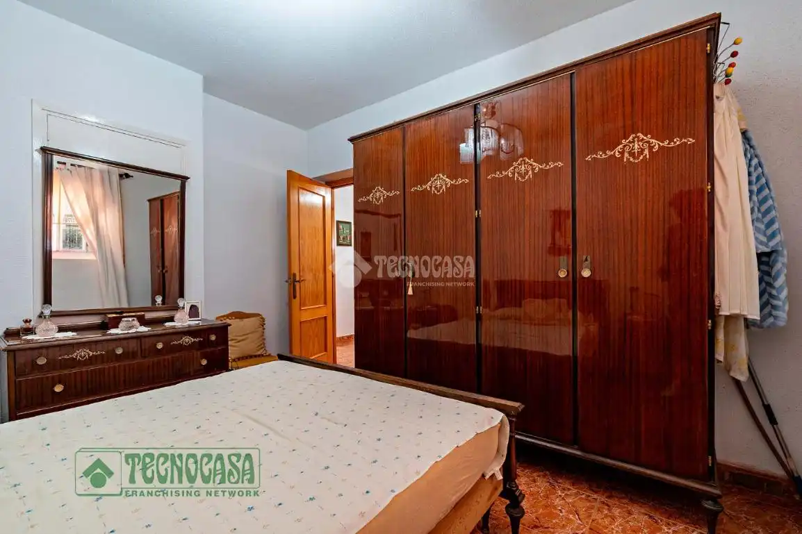 Dormitori de Casa adosada en venda en El Ejido amb Aire condicionat, Jardí privat i Moblat