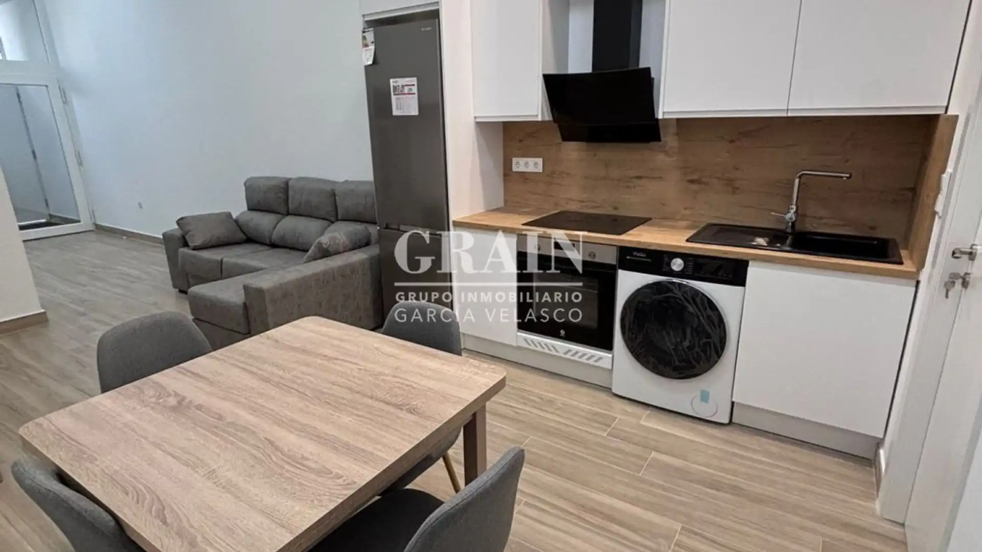 Kitchen of Flat for sale in  Albacete Capital  with Air Conditioner