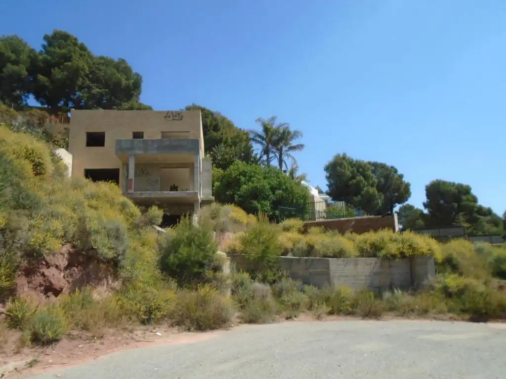 Edificio en venta en Castellvell del Camp