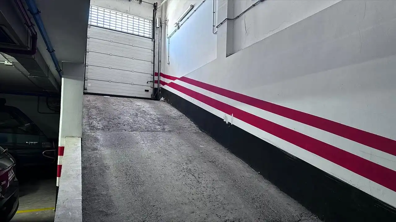 Garage zum Verkauf in SAN FRANCISCO JAVIER, Santidad