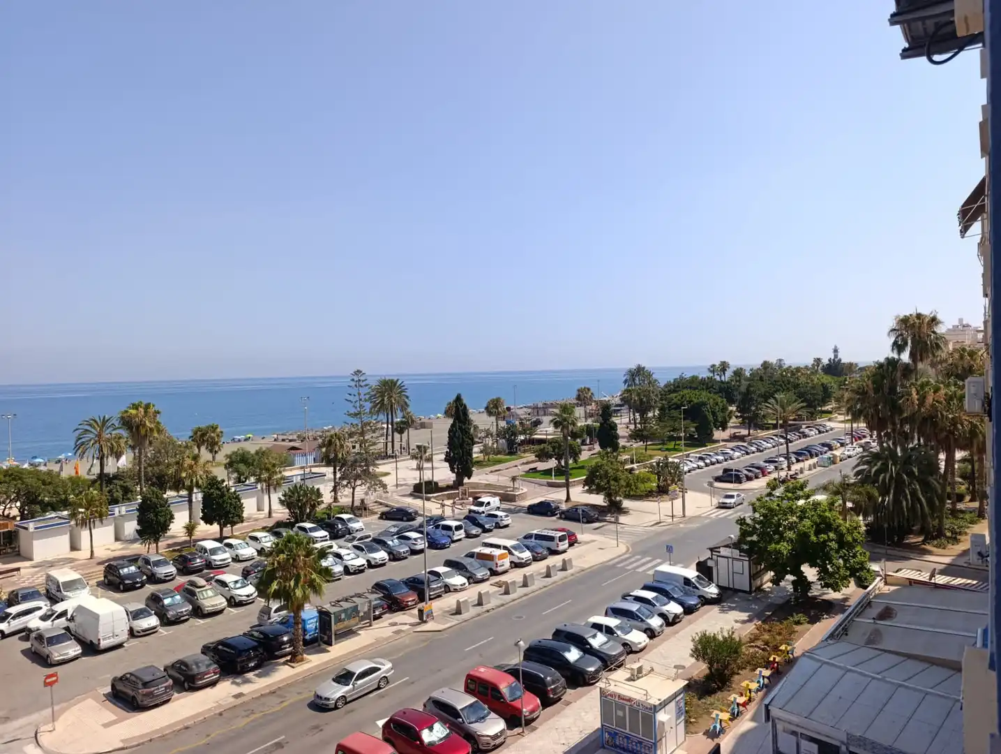 Vista exterior de Piso en venta en Vélez-Málaga con Terraza