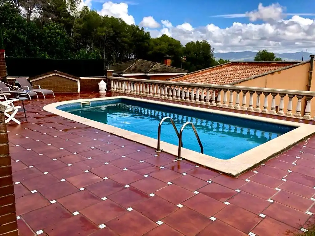 Piscina de Casa o xalet en venda en Marianao