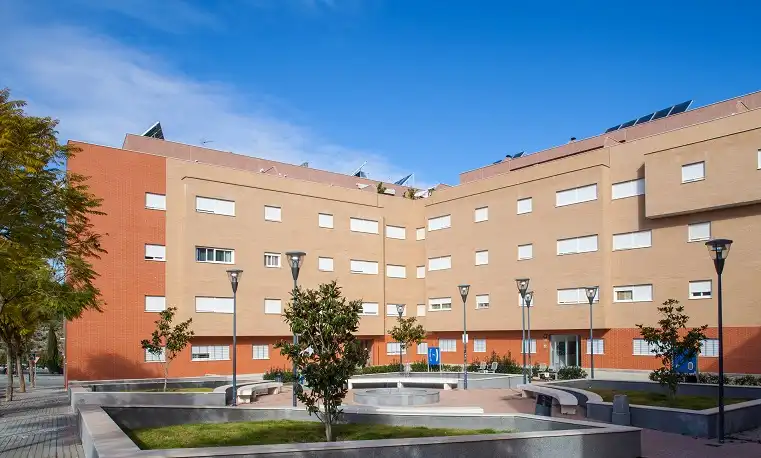 Vista exterior de Piso en venta en Lucena