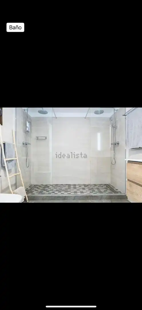 Bany de Casa o xalet en venda en Benalmádena amb Aire condicionat, Jardí privat i Terrassa