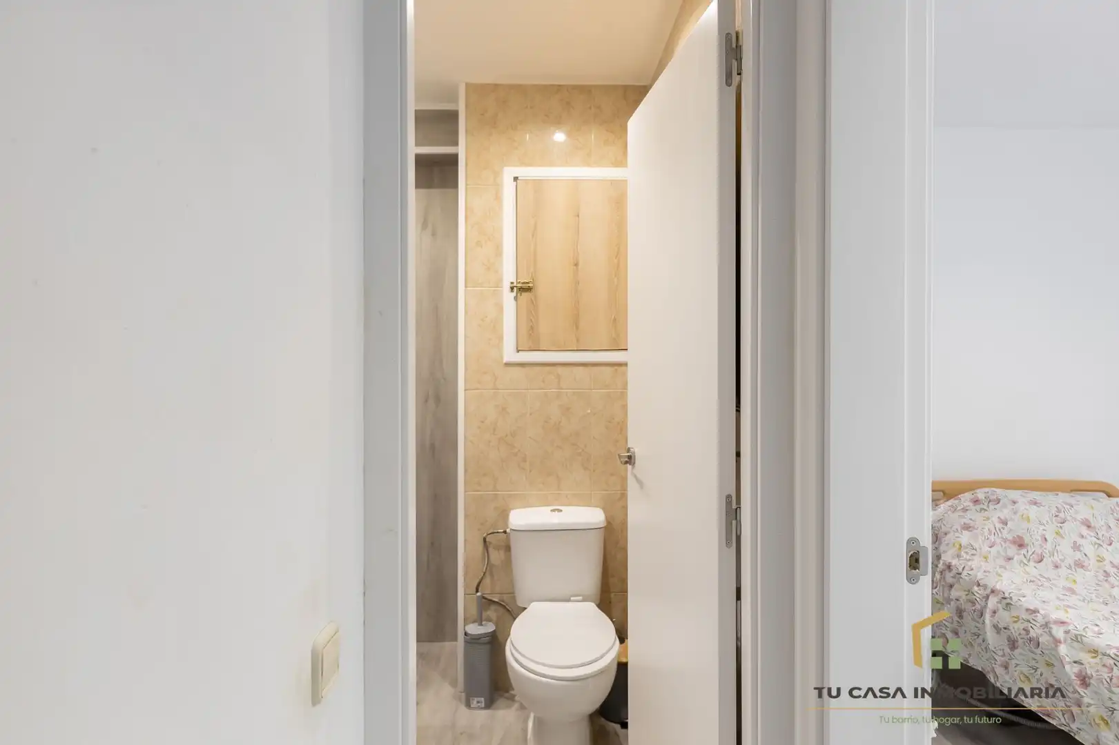 Baño de Piso en venta en Badalona con Aire acondicionado